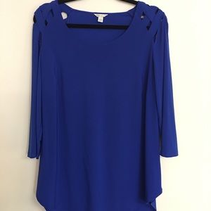 Beautiful blue top with woven shoulders